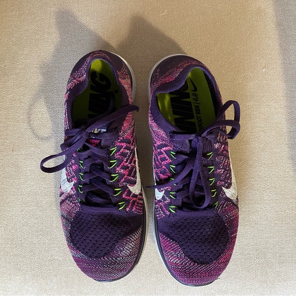 Nike Free 4.0 Flyknit Women’s Athletic Sneaker, Running Shoe, Sz 7.5 Purple Pink - Picture 4 of 8